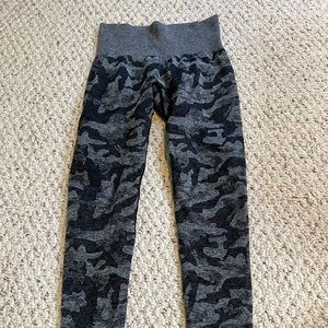 NVGTN Camo Leggings